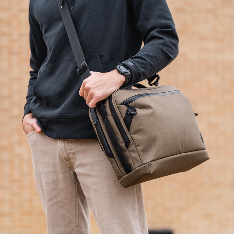 Magpul® EDC15 Messenger Bag - Black