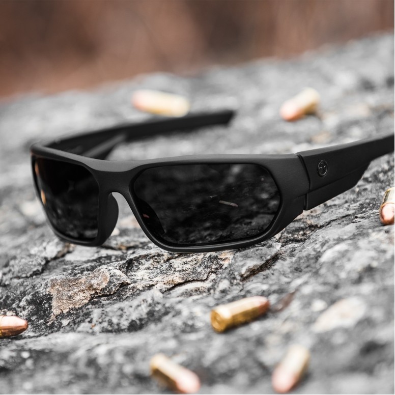 Magpul® Radius Matte Black - Polarized - Grey Lens with Silver Mirror